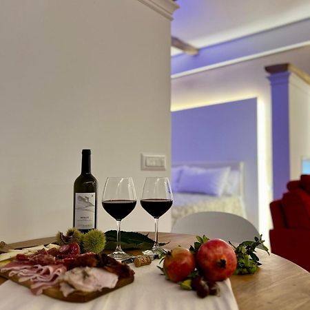 Elena'S Suite Sutri Eksteriør bilde