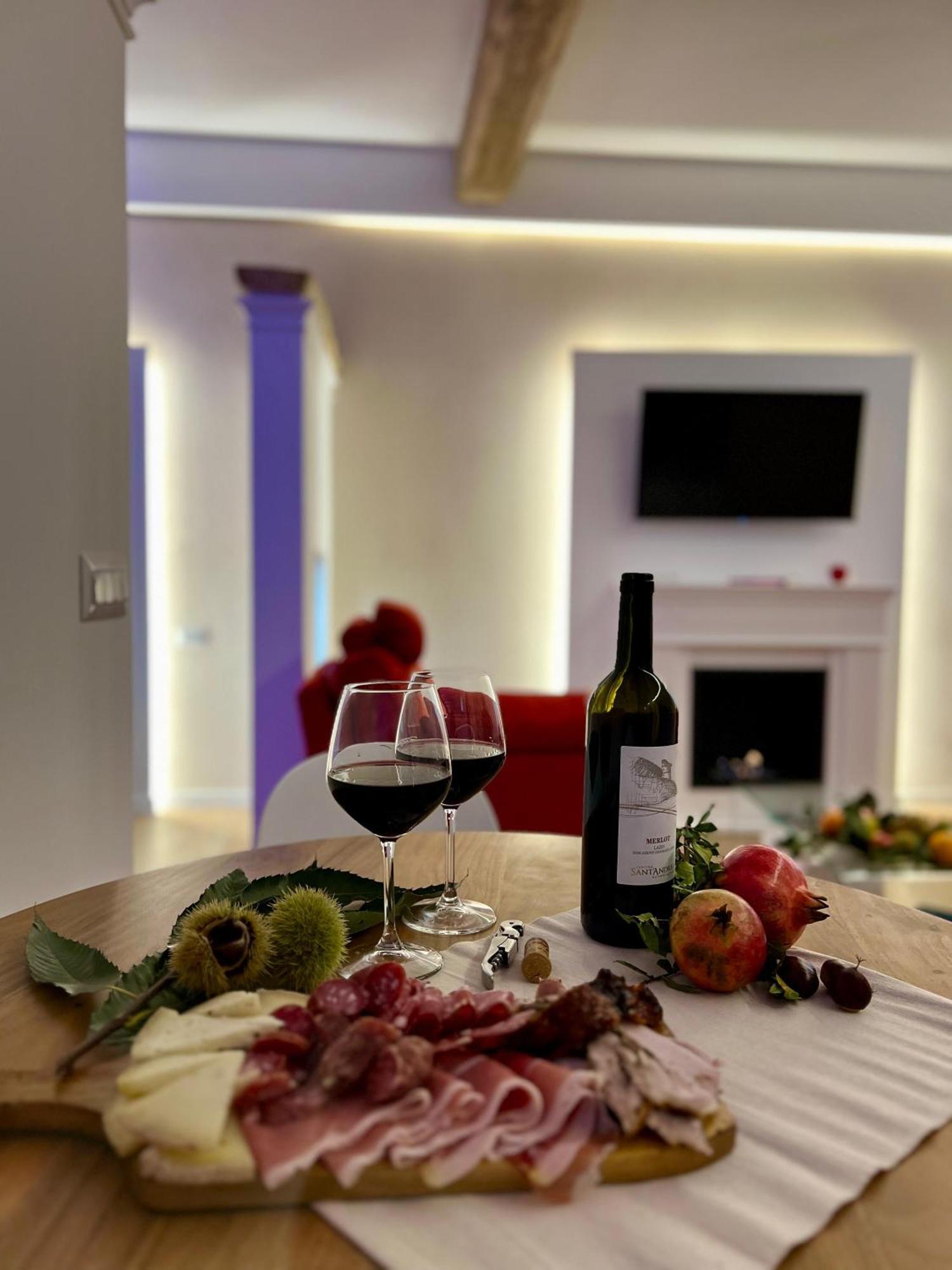 Elena'S Suite Sutri Eksteriør bilde